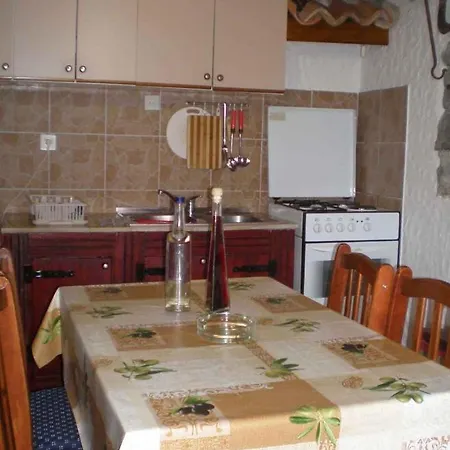 Apartment In Novi Vinodolski 15344