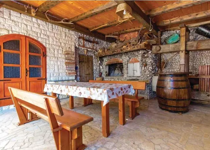 In 15344 Apartment *